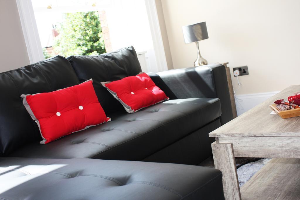 Lux Aparts Wakefield Central Экстерьер фото