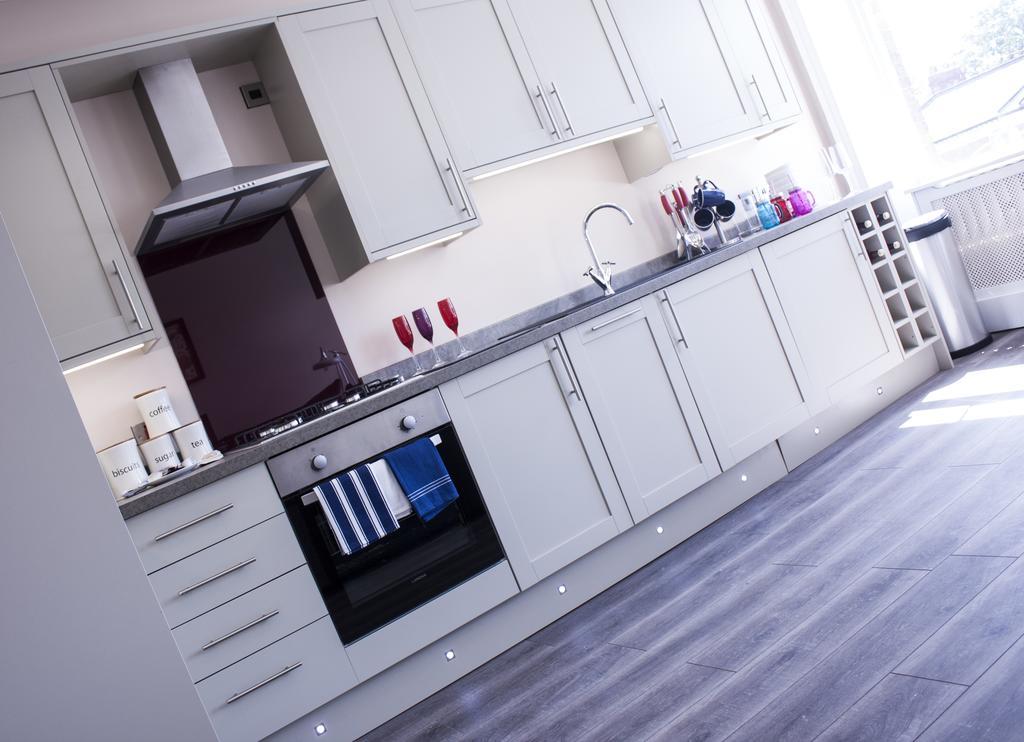 Lux Aparts Wakefield Central Экстерьер фото
